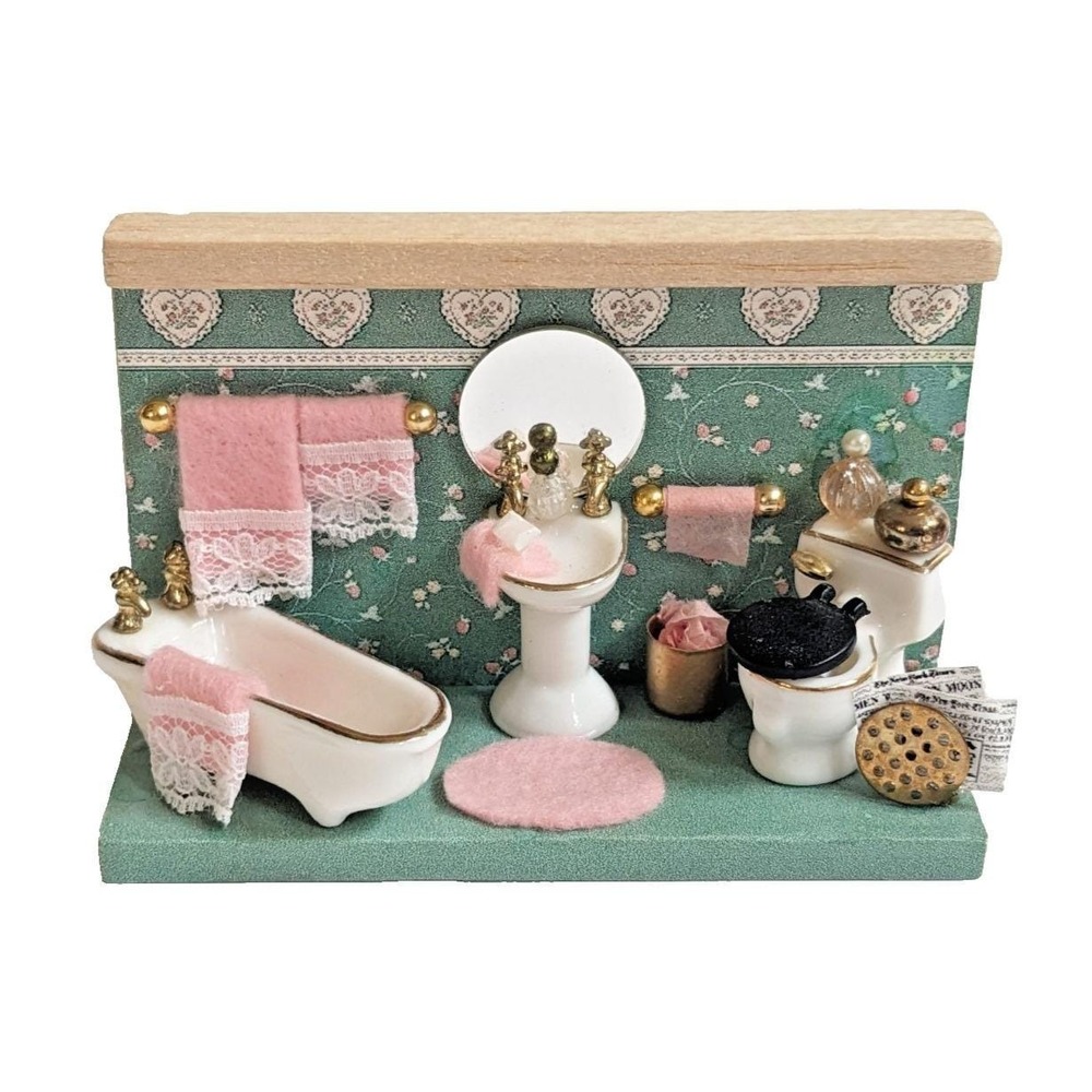 Vintage Miniature Bathroom Diorama Dollhouse Porcelain Pink Green Shadow Box